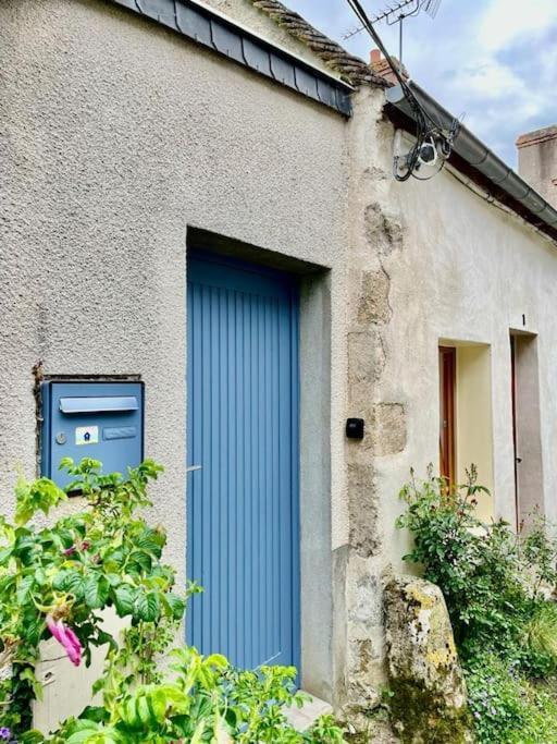 Le Studio Du Port Châteauneuf-sur-Loire Exterior foto